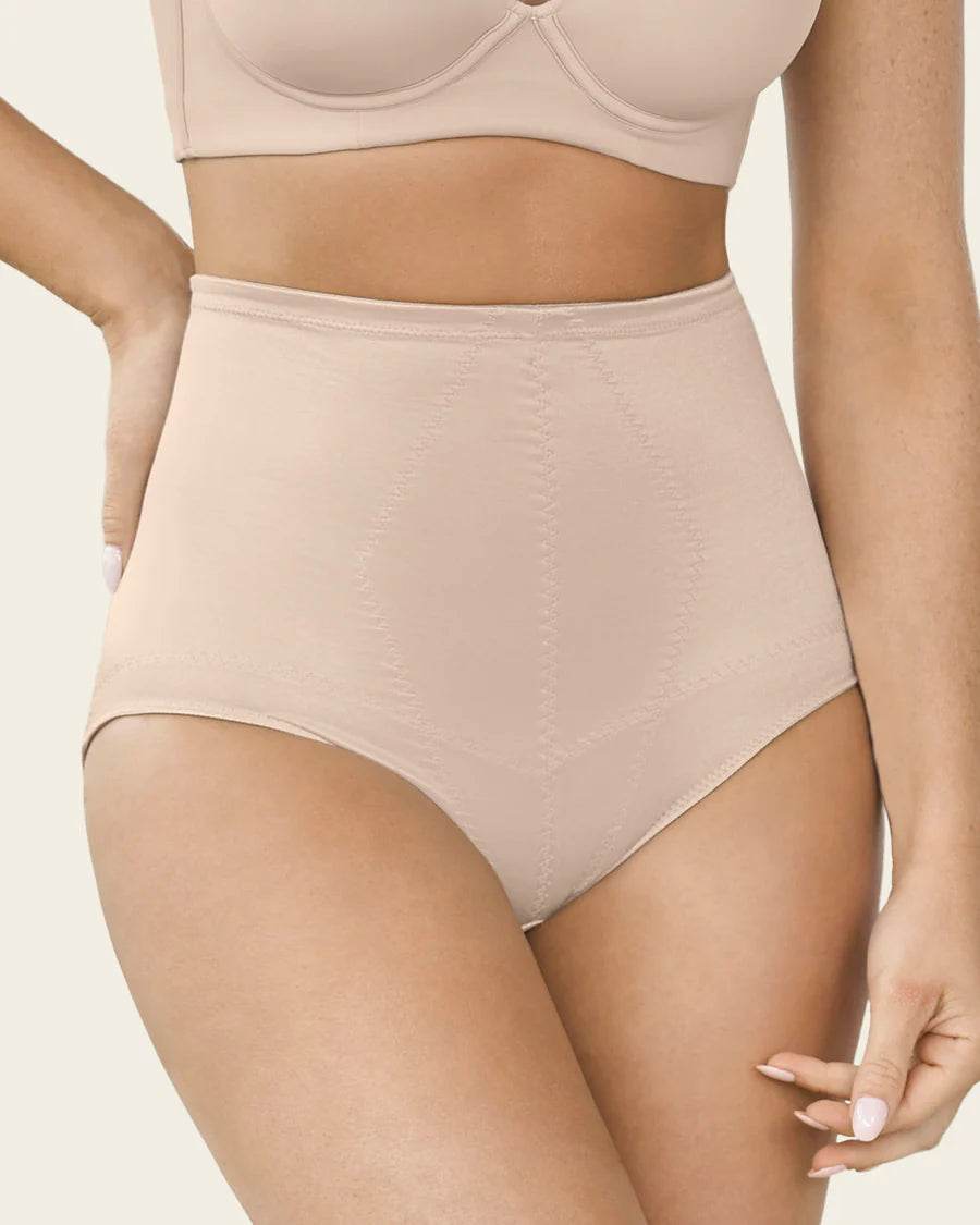 Strong compression panties for shaping the buttocks